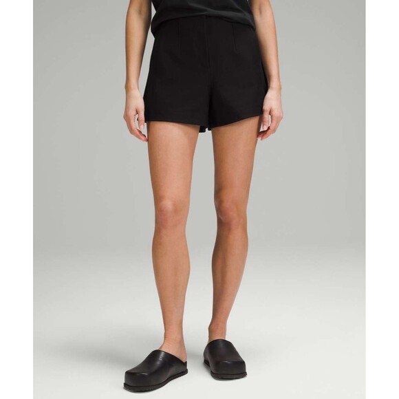 lululemon athletica Pants - Lululemon Utilitech Relaxed-Fit High-Rise Short 3.5" Black Size 4 Women